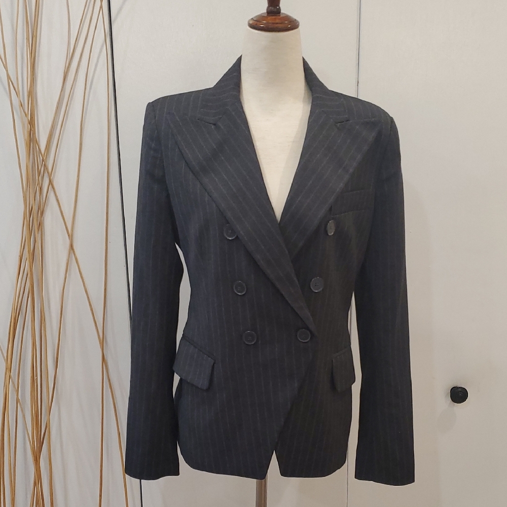Body By Victoria Victoria's Secret Charcoal Pinstripe Fitted Blazer Size 6
